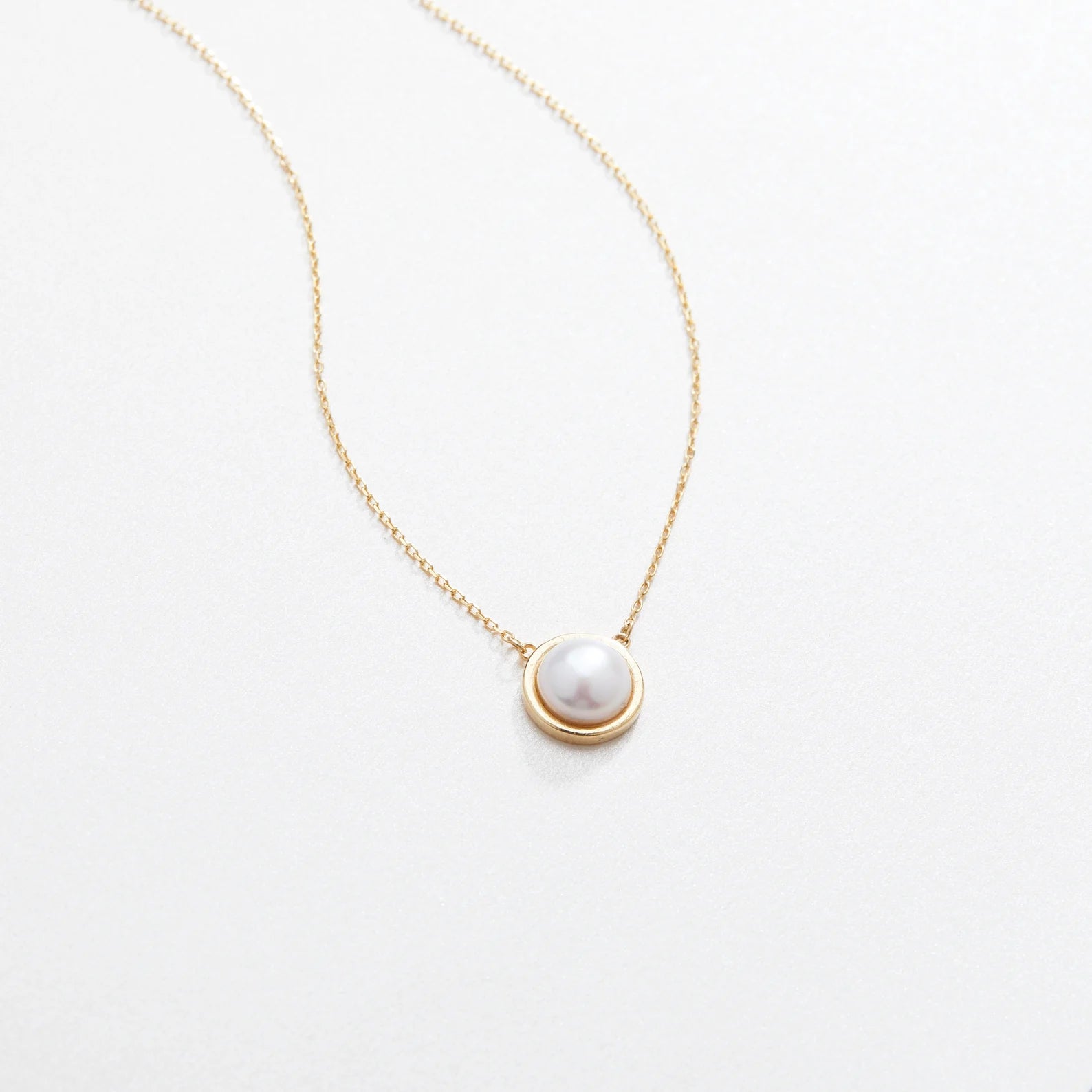 Pearl Pendant Necklace
