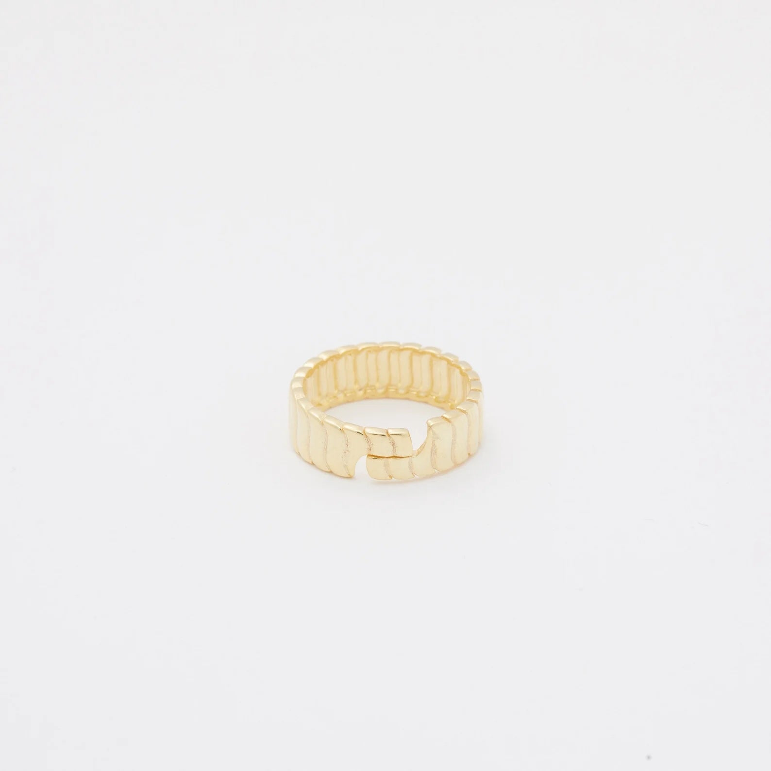 Flat Croissant Ring