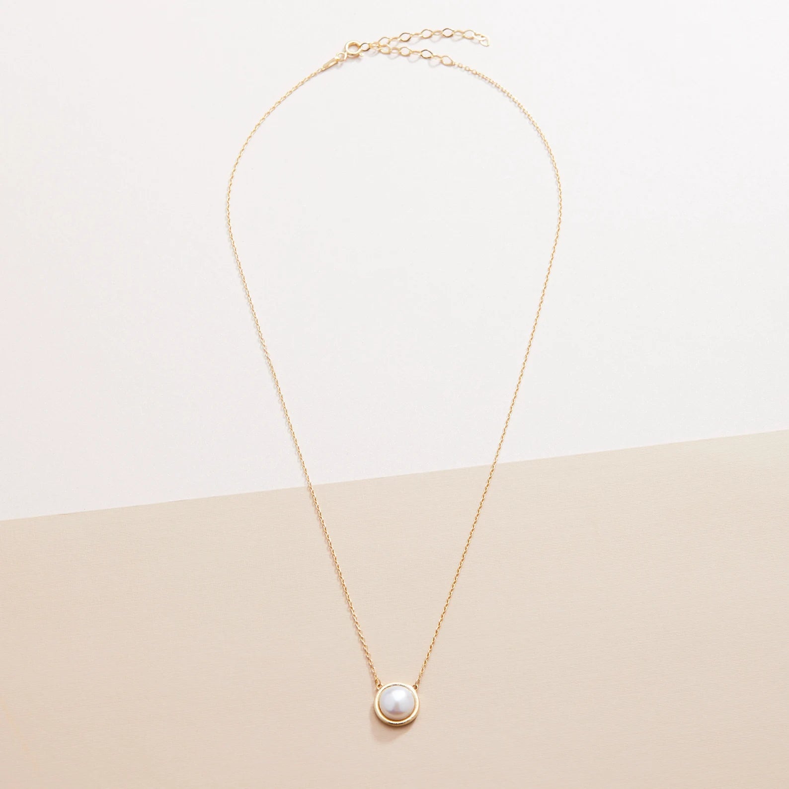 Pearl Pendant Necklace